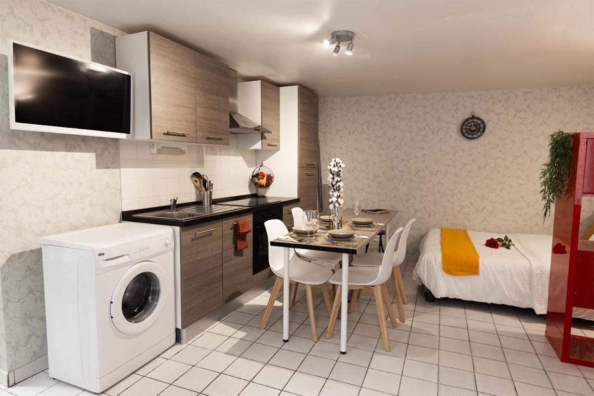 Apartament Kasa Confort - Le Calme Au Coeur De La Ville - Tv & Wifi Saint-Etienne  Zewnętrze zdjęcie